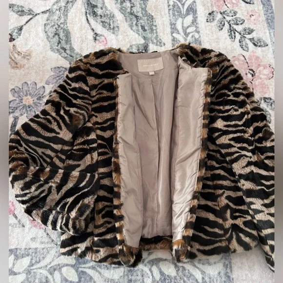 Banana Republic Cropped Zebra Print Lady Jacket - Picture 1 of 12